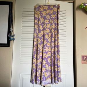LuLaRoe Lavender Maxi Shirt